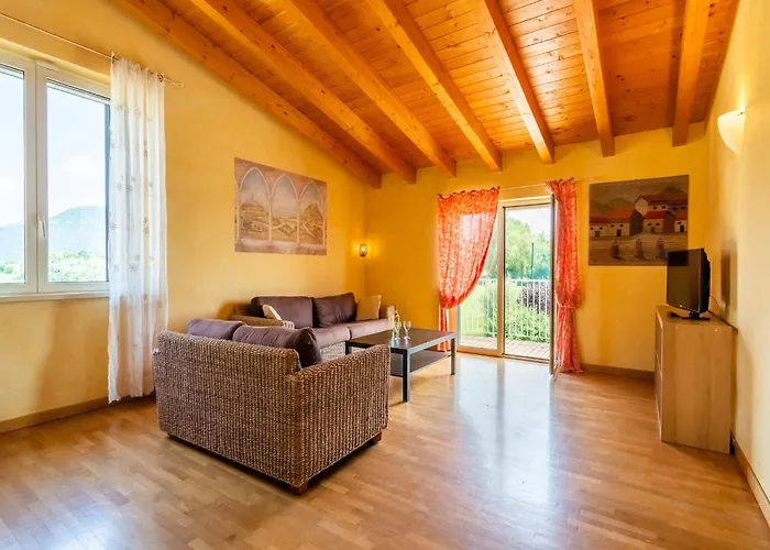 Modern In Sal With Swimming Pool *